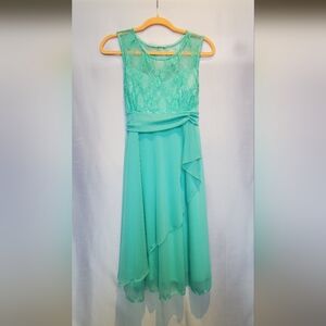 Teal Semi-formal Lace Bust Dress